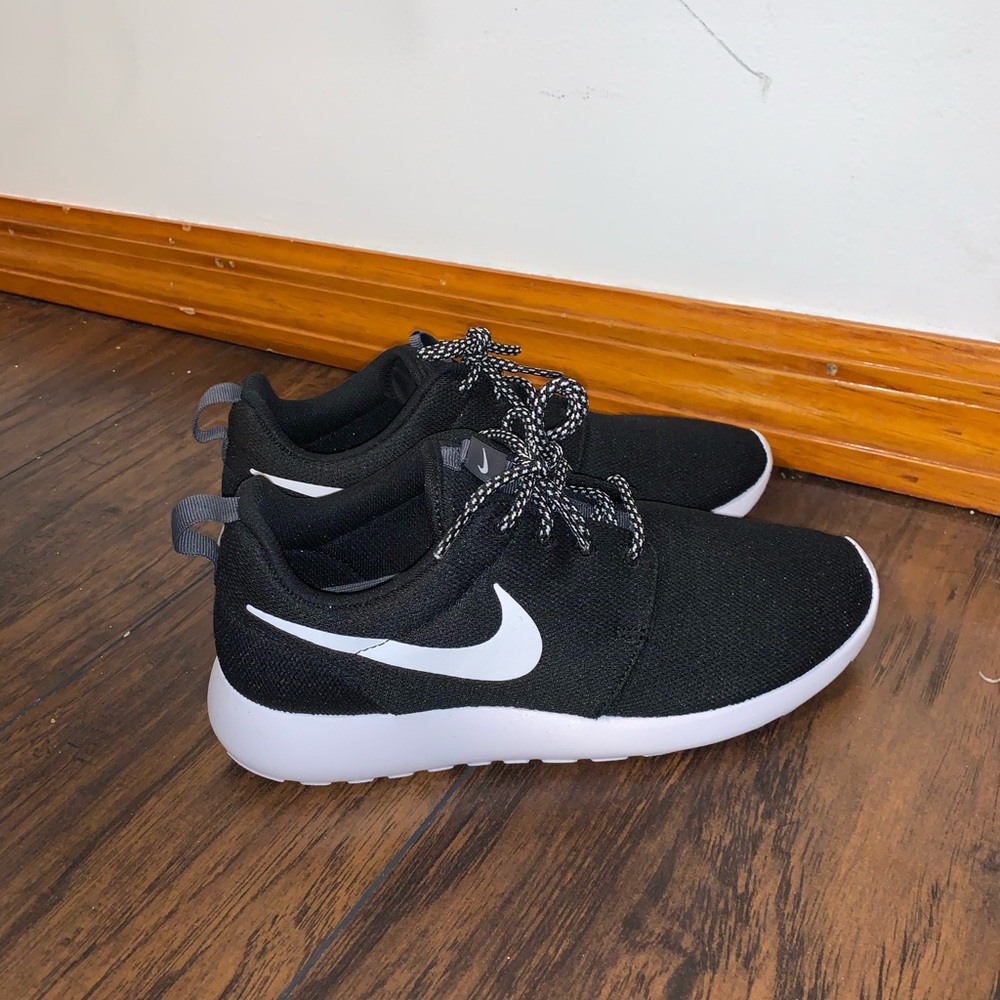 Nike Roshes